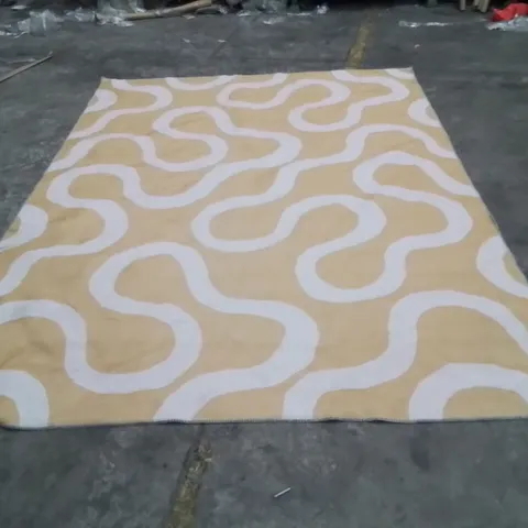 QUALITY DESIGNER AREA RUG - APPROXIMATELY 280x200