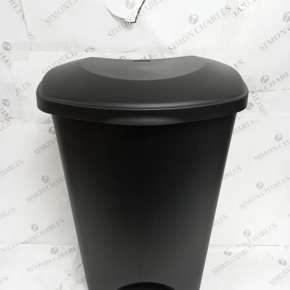 ADDIS 50 LITRE PEDAL BIN, BLACK RRP £16.99