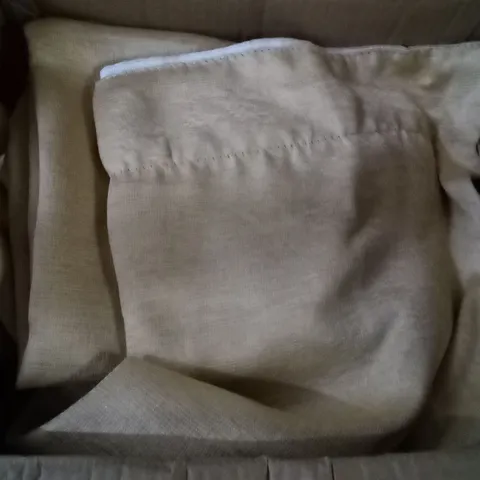 BOXED ALBERTY ROOM DARKENING PENCIL PLEAT CURTAINS