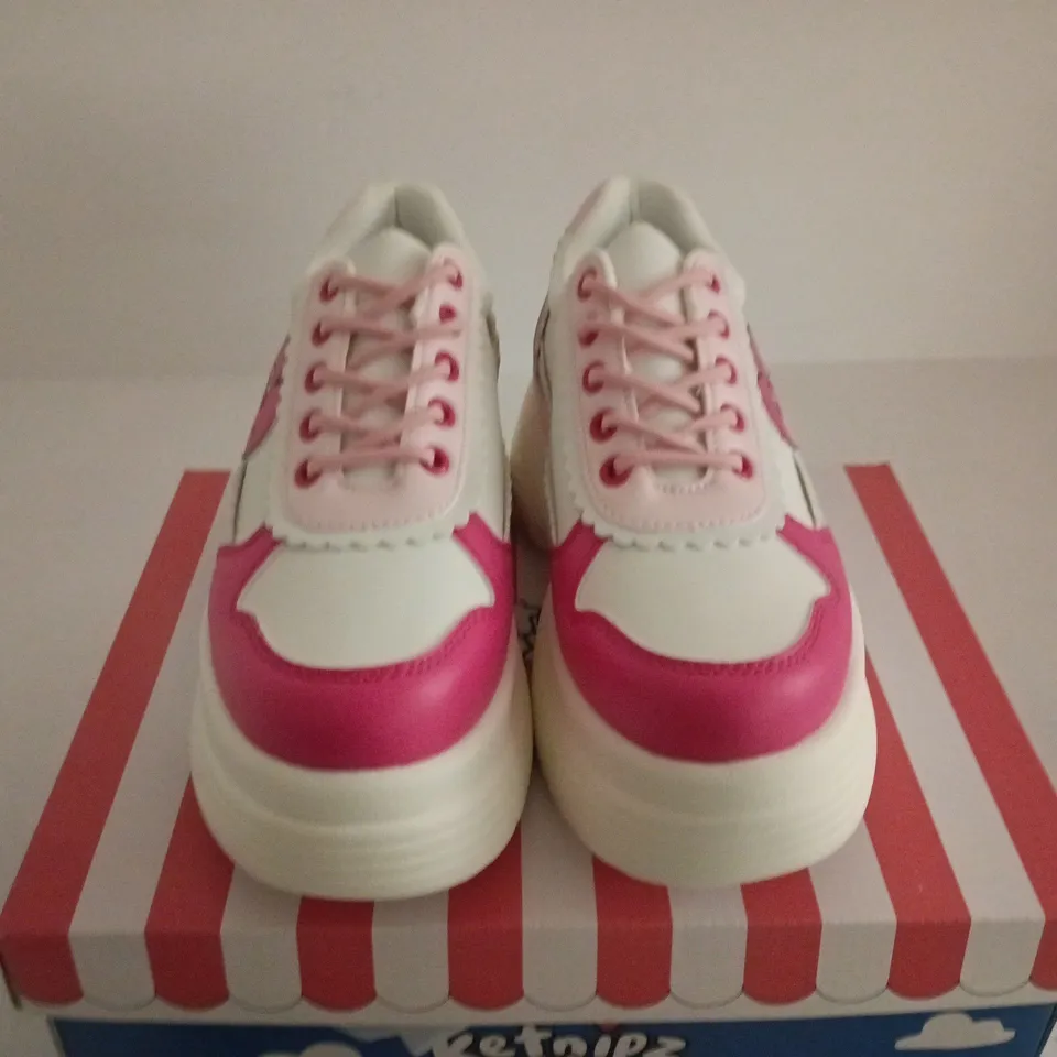 BOXED PAIR OF KETNIPZ X KOI FOOTWEAR LOVEABLE ANTICS - TRAINERS - PINK - SIZE US 6