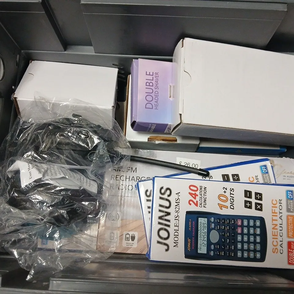 APPROXIMATELY 12 ASSORTED HOUSEHOLD ITEMS TO INCLUDE DOUBLE HEADED SHAVER, RECHARGEABLE RADIO, LASER POINTER, ETC