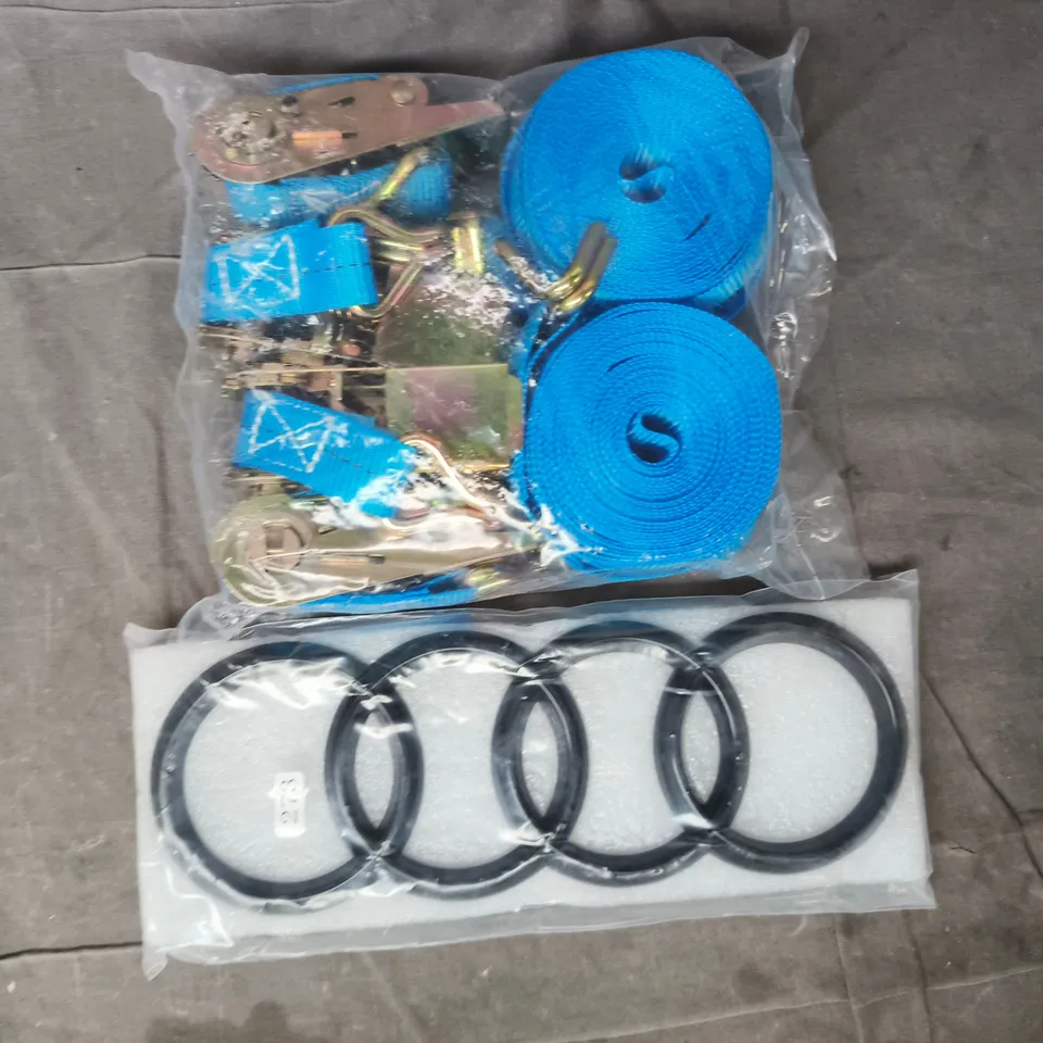 APPROXIMATELY 8 ASSORTED ITEMS TO INCLUDE RATCHET STRAPS, ETC