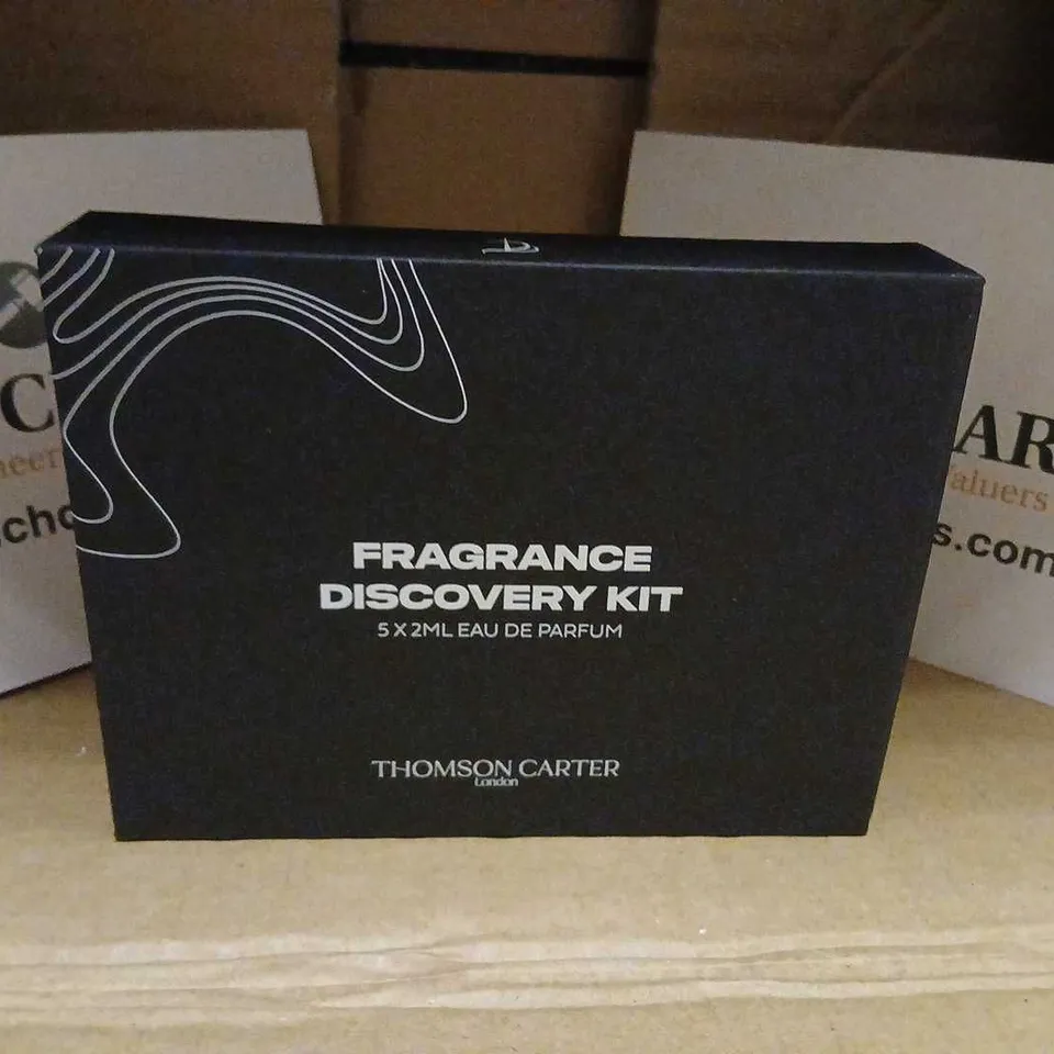 BOXED THOMPSON CARTER FRAGRANCE DISCOVERY KIT