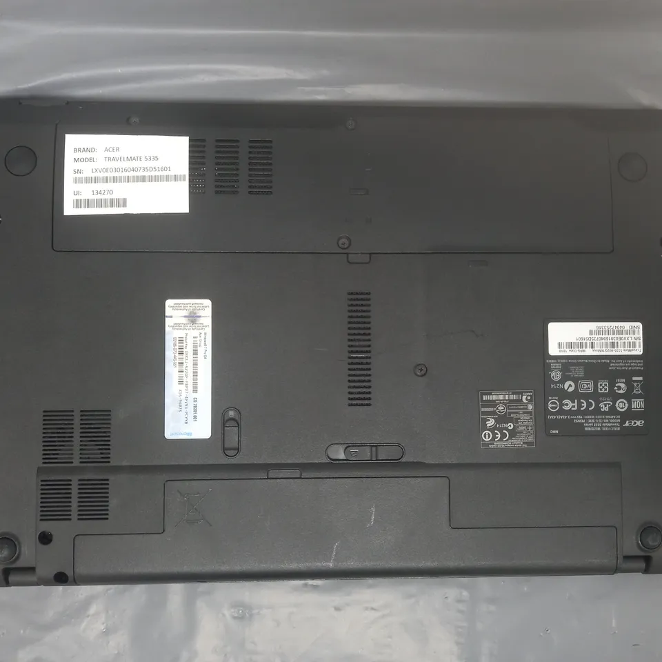ACER TRAVELMATE 5335 15 INCH CELERON 900 2.20GHZ