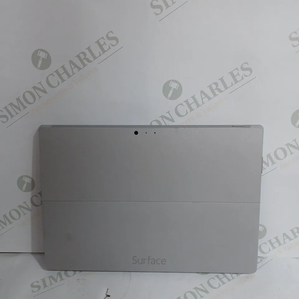 WINDOWS SURFACE 8 PRO 256GB - SILVER