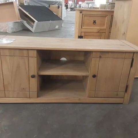 PANAMA 2 DOOR 1 SHELF TV UNIT 