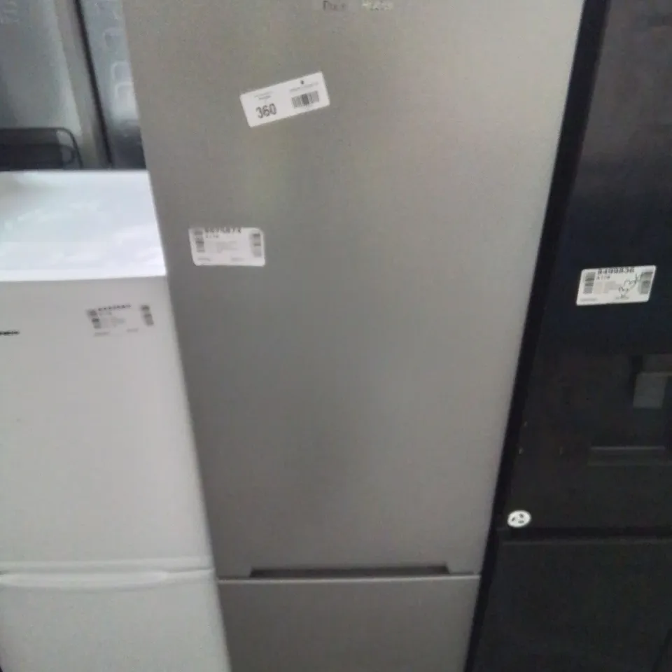 RUSSELL HOBBS FRIDGE FREEZER FREESTANDING FROST FREE WITH REVERSIBLE DOOR, ADJUSTABLE THERMOSTAT & FEET, 70/30 279L, 180CM HIGH, LED LIGHT, 2 YEAR GUARANTEE SILVER RH180FFFF551E1S [ENERGY CLASS E]
