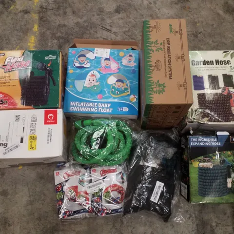 PALLET CONTAINING ASSORTED GARDEN HOSES & INFLATABLES