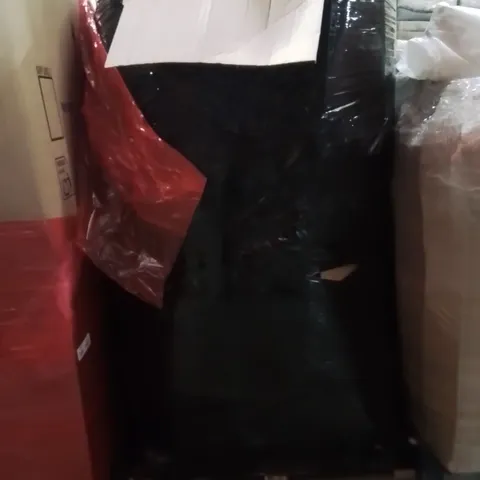 PALLET OF ELTRONIC PHONE ITEMS SUCH AS;POWERBANKS,EARPHONES,FITNESS WATCH