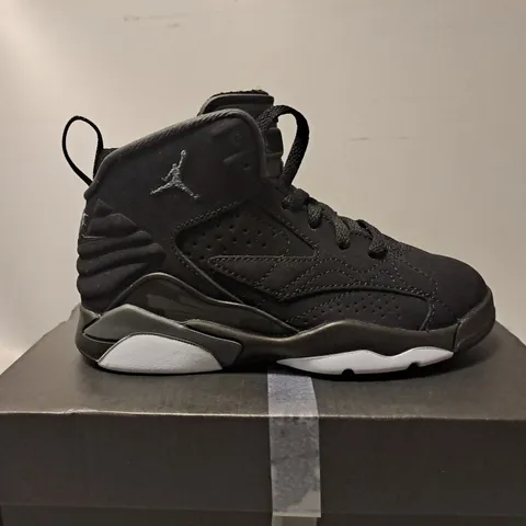 BOXED JORDAN MVP IN BLACK SNEAKERS - UK 11 KIDS 