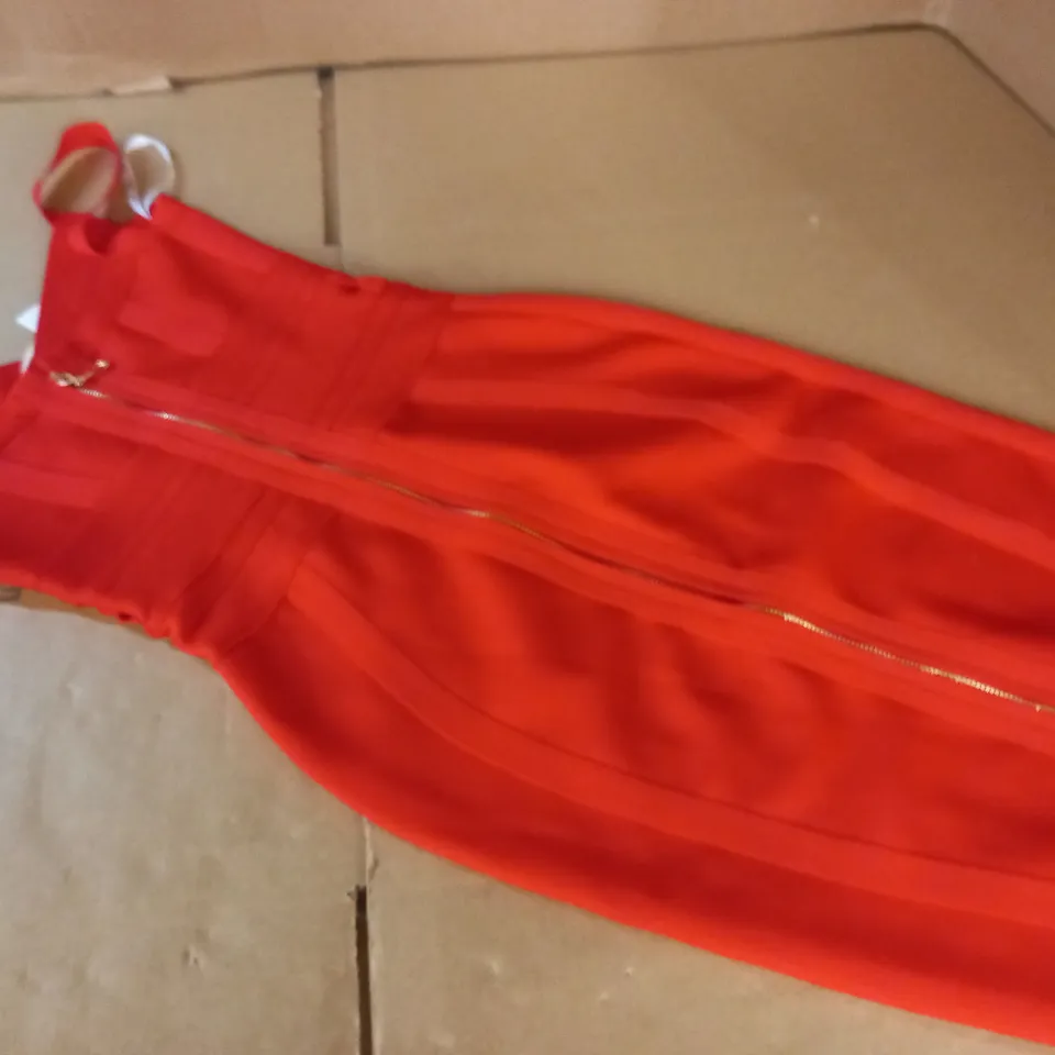 BELLA BARNETT RED BANDAGE DRESS - S