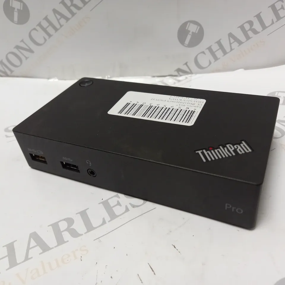 5 LENOVO THINKPAD USB 3.0 PRO DOCKS (DK1522)