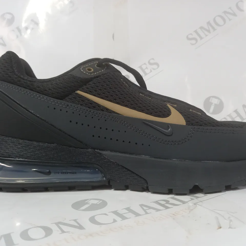 PAIR OF NIKE AIR MAX SHOES IN BLACK/GOLD UK SIZE 8