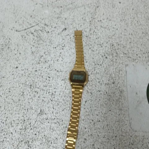 SKMEI DIGITAL WATCH – GOLD TONE BRACELET