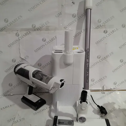 BOXED SHARK DETECT PRO 1.3L AUTO EMPTY VACUUM CLEANER IW3510UK