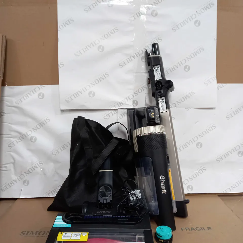 SHARK CORDLESS STICK VACUUM CLEANER PET PRO MODEL