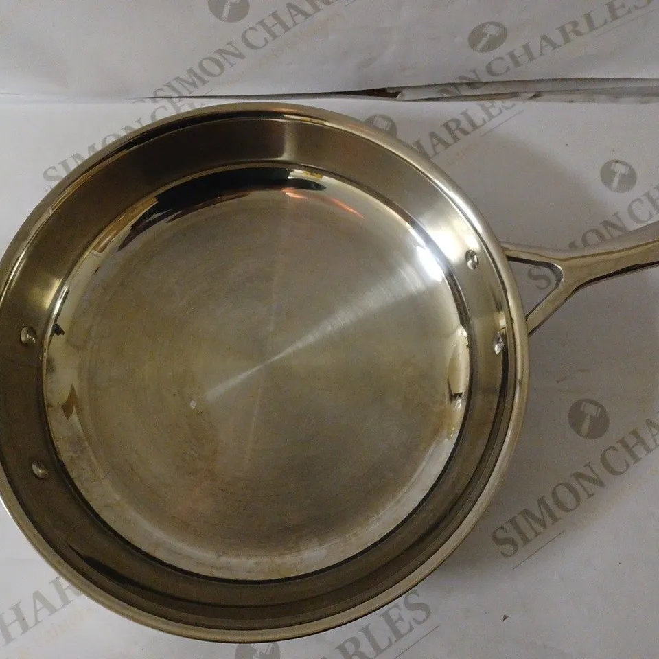 LE CRUESET STAINLESS STEEL FRYING PAN