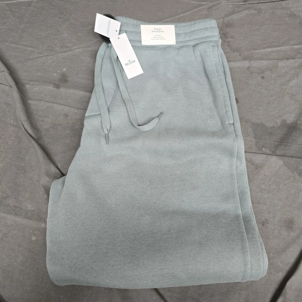 HOLLISTER BAGGY SWEATPANTS - SIZE L, GREY GREEN