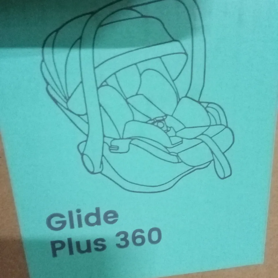 BOXED SILVER CROSS GLIDE PLUS 360 CAR SEAT AND BASE (2 BOXES)