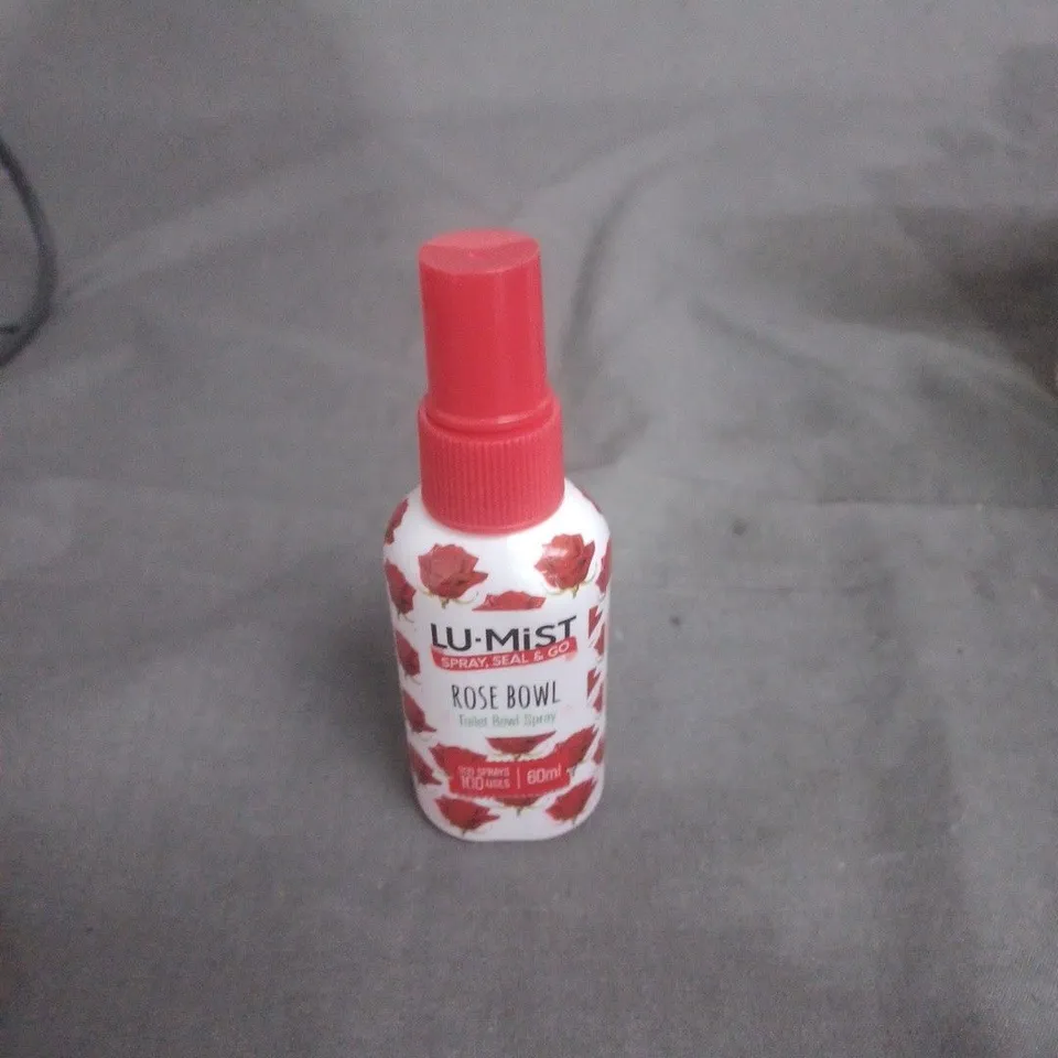 APPROXIMATELY 15 ASSORTED HOUSEHOLD LIQUIDS INCLUDING FINISH DISHWASHER CLEANER , SMOL WASHING UP LIQUID AND LU MIST ROSE BOWL