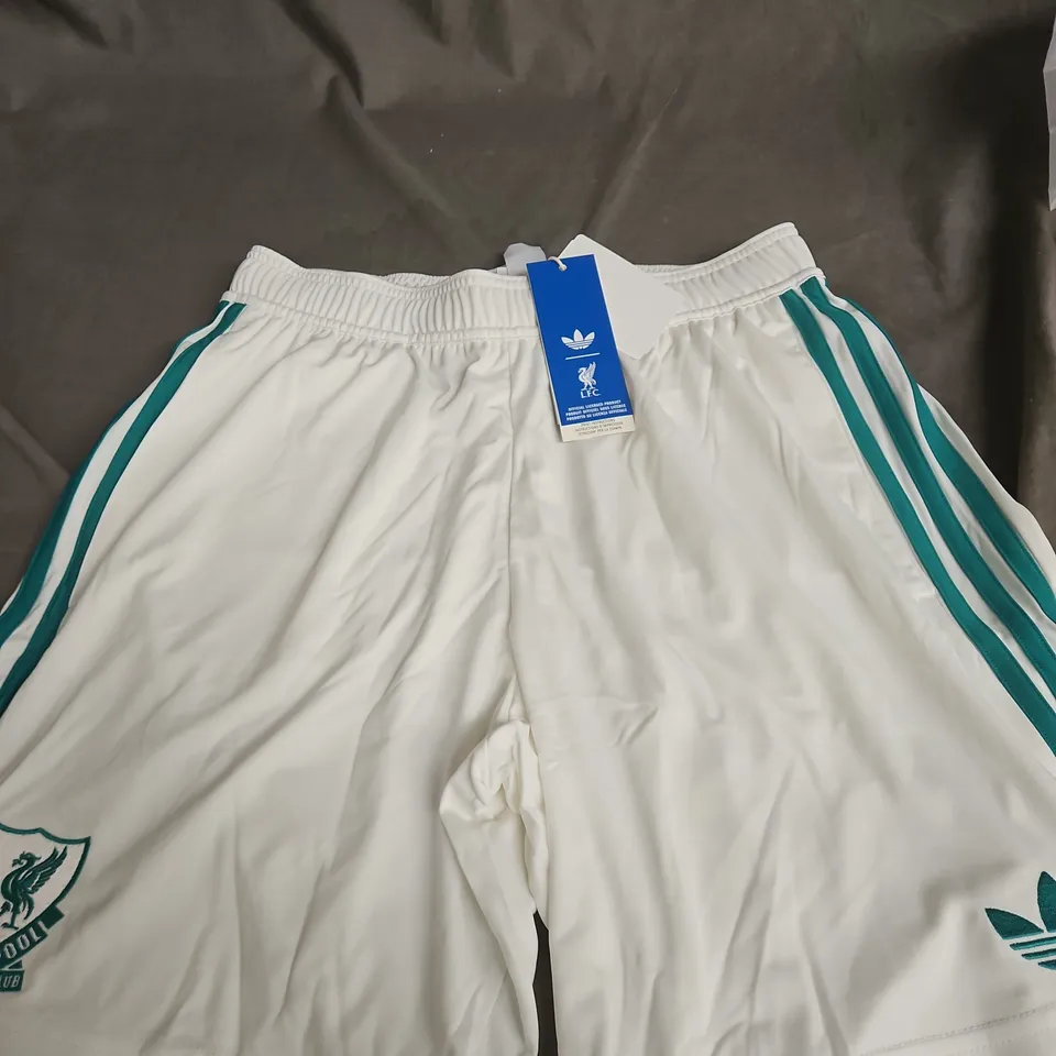 ADIDAS LIVERPOOL FC WHITE FOOTBALL SHORTS SIZE M