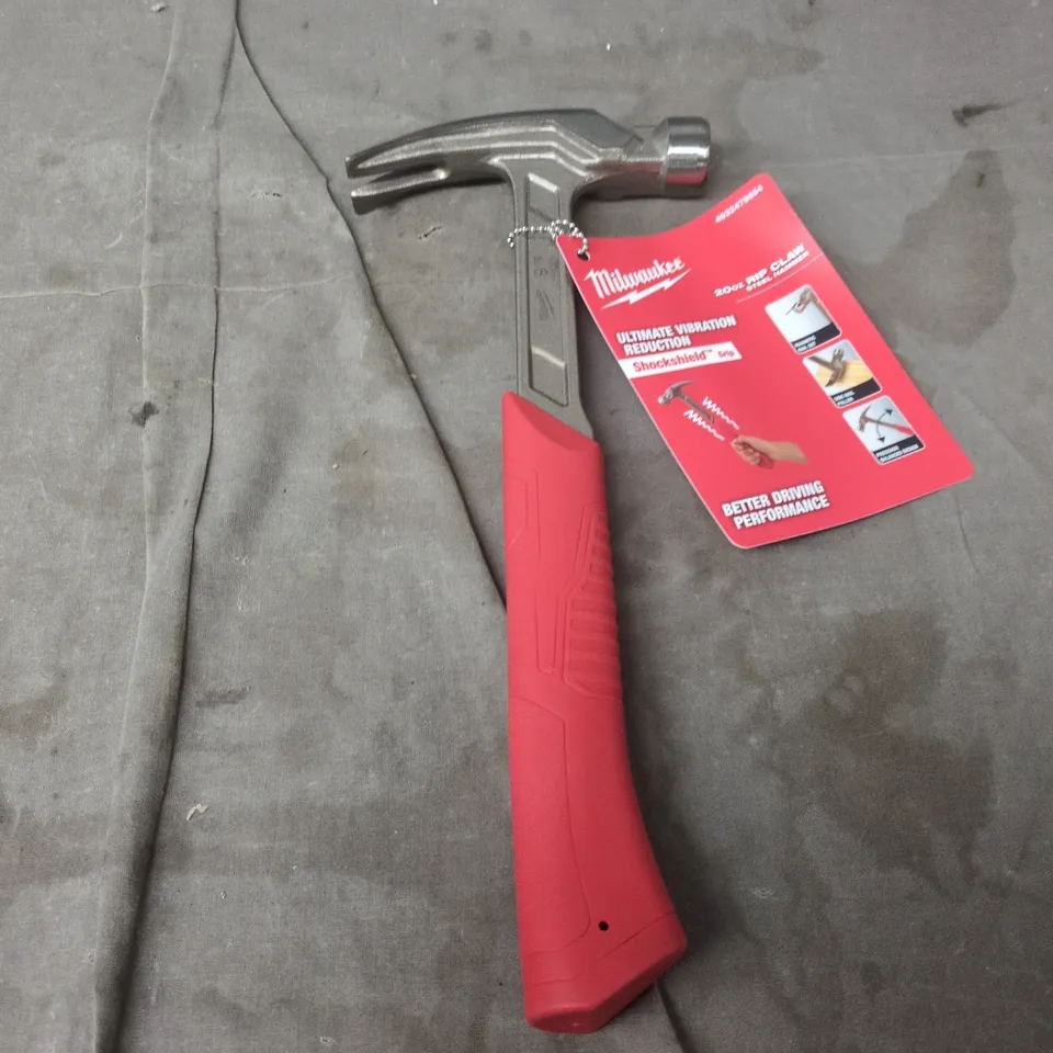 MILWAUKEE 20OZ RIP CLAW STEEL HAMMER – SHOCKSHIELD GRIP