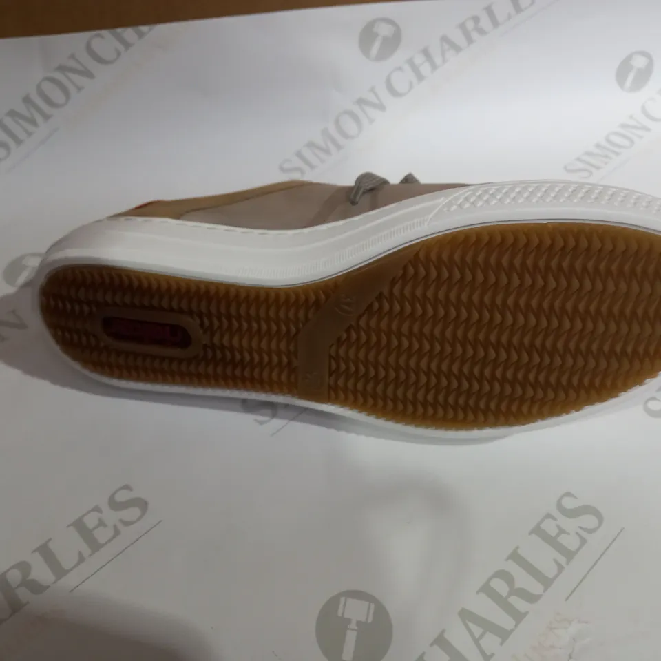 RIEKER GREY SHOES  SIZE 4 