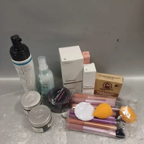 APPROXIMATELY 20 ASSORTED COSMETIC PRODUCTS INCLUDE - THE ORDINARY GLYCOLIC ACID 7% TONING SOLUTION - SCAN2TAN INTENSIFYING GEL - ST TROPEZ BRONZING MOUSSE - ETC