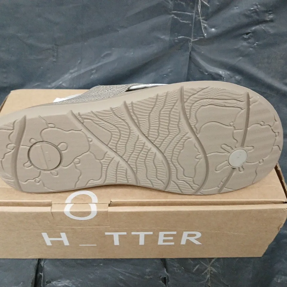BOXED PAIR OF HOTTER KELLY SHOES - UK SIZE 5