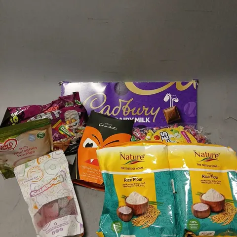 APPROXIMATELY 8 ASSORTED FOOD & DRINK PRODUCTS TO INCLUDE CADBURY DAIRY MILK BAR (850g), DR NATURE RICE FLOUR (1kg), HOTEL CHOCOLATE CRYPTOPHER THE VAMPIRE (145g), ETC