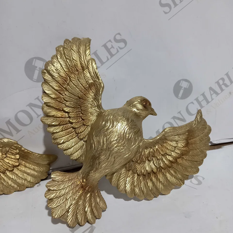 BOXED ALISON CORK SET OF 3 WALL HANGING BIRDS