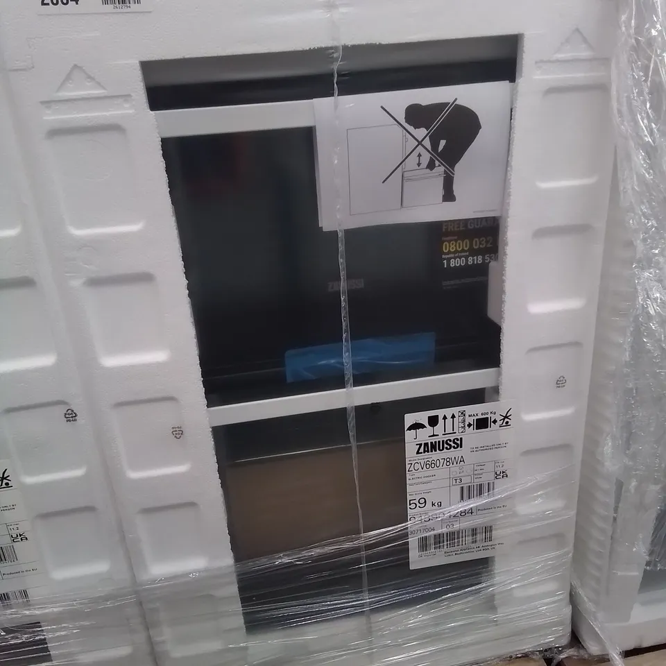 ZANUSSI 60cm ELECTRIC DOUBLE OVEN WITH CERAMIC HOB - WHITE Model ZCV66078WA RRP £575