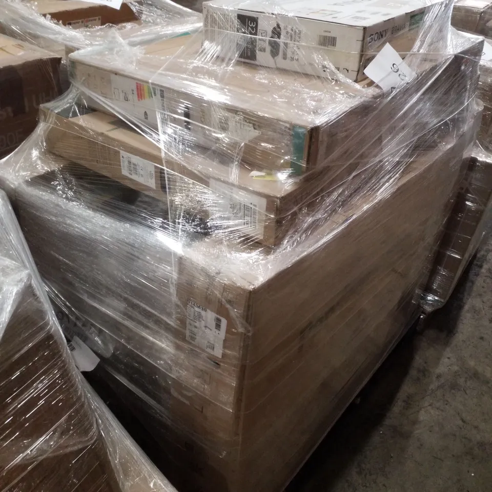 PALLET CONTAINING APPROXIMATELY 9 ASSORTED DAMAGED TVS