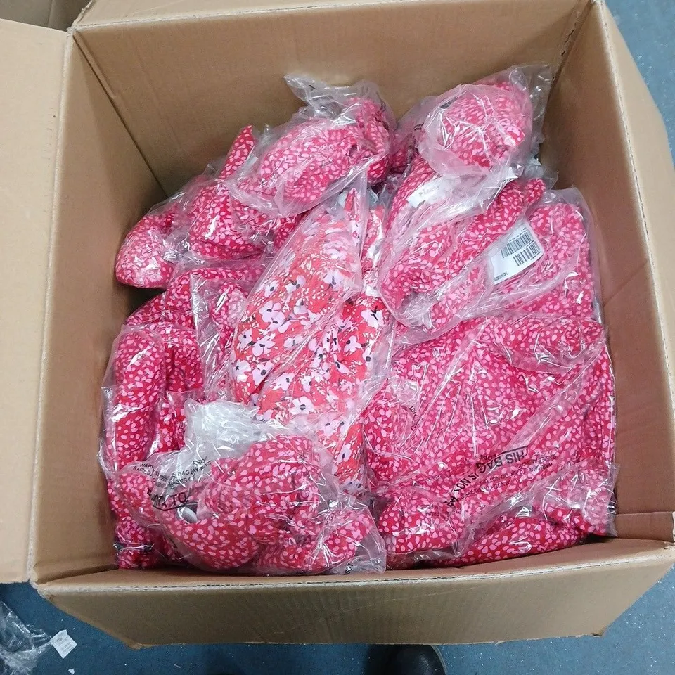 BOX OF APPROXIMATELY 35 ASSORTED CLOTHING ITEMS INCLUDING FINERY SIZE 8 BLUE DRESS, FINERY SIZE 8 RED DRESS AND KIM AND CO SIZE MEDIUM SHIRT