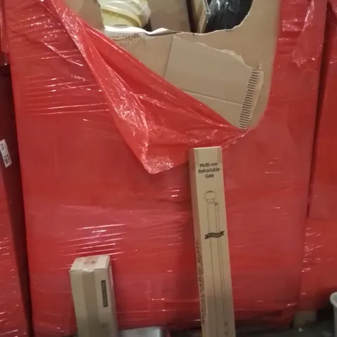 PALLET OF ASSORTED HOUSEHOLD GOODS AND PRODUCTS TO INCLUDE;RETRACTABLE SAFETY GATE,LED MIRROR LIGHT,CAT LITTER TRAY