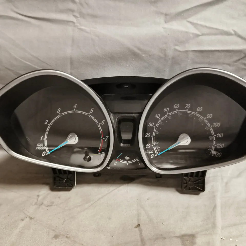 FORD FIESTA INSTRUMENT CLUSTER