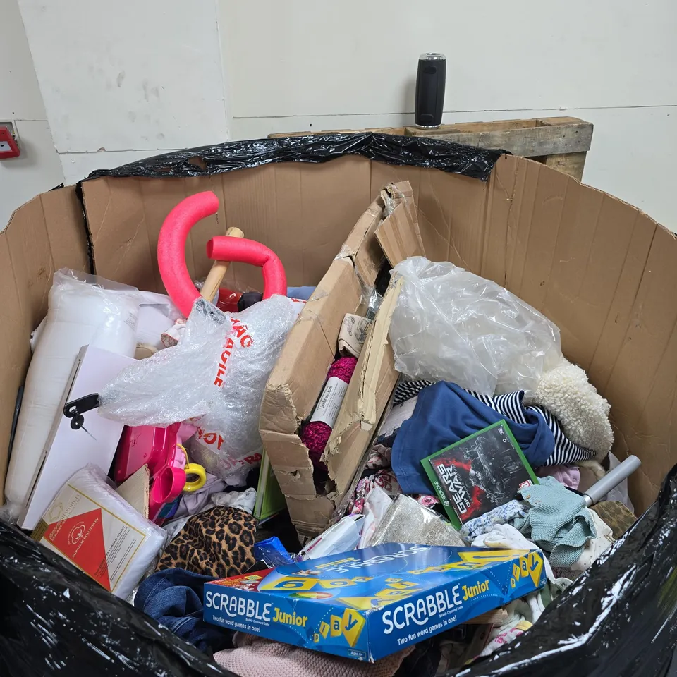 PALLET TO CONTAIN A LARGE AMOUNT OF ASSORTED HOUSEHOLD ITEMS TO INCLUDE CLOTHING, SCRABBLE JUNIOR, X BOX ONE GEARS OF WAR ETC
