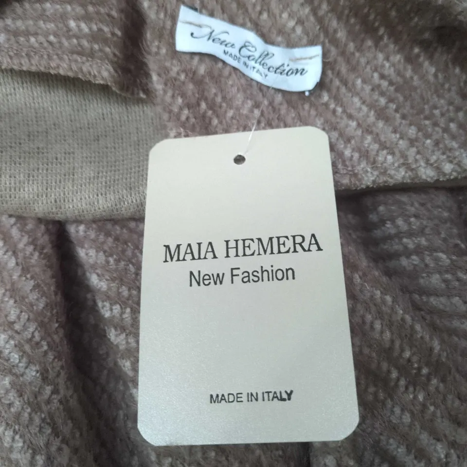 MAIA HEMERA BROWN KNIT SHAWL, MADE IN ITALY. SIZE UNSPECIFIED