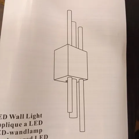 BOXED LED WALL LIGHT - GOLD (1 BOX)