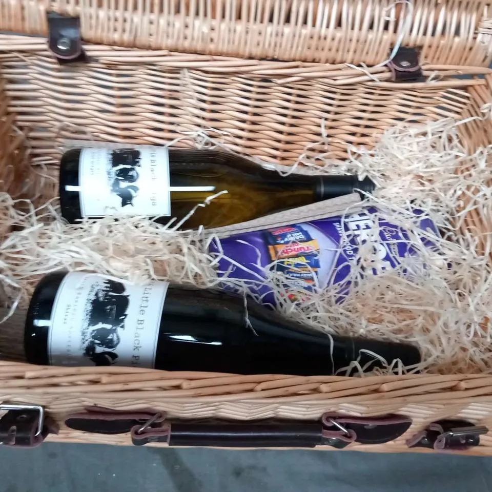 BOXED CHOCOLATE AND WINE HAMPER