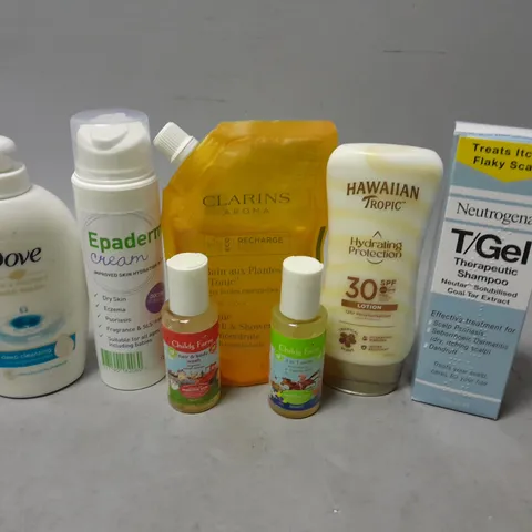 APPROXIMATELY 20 ASSORTED COSMETIC PRODUCTS INCLUDE - CHILD'S FARM HAIR AND BODY WASH - DOVE HAND WASH - EPADERM CREAM