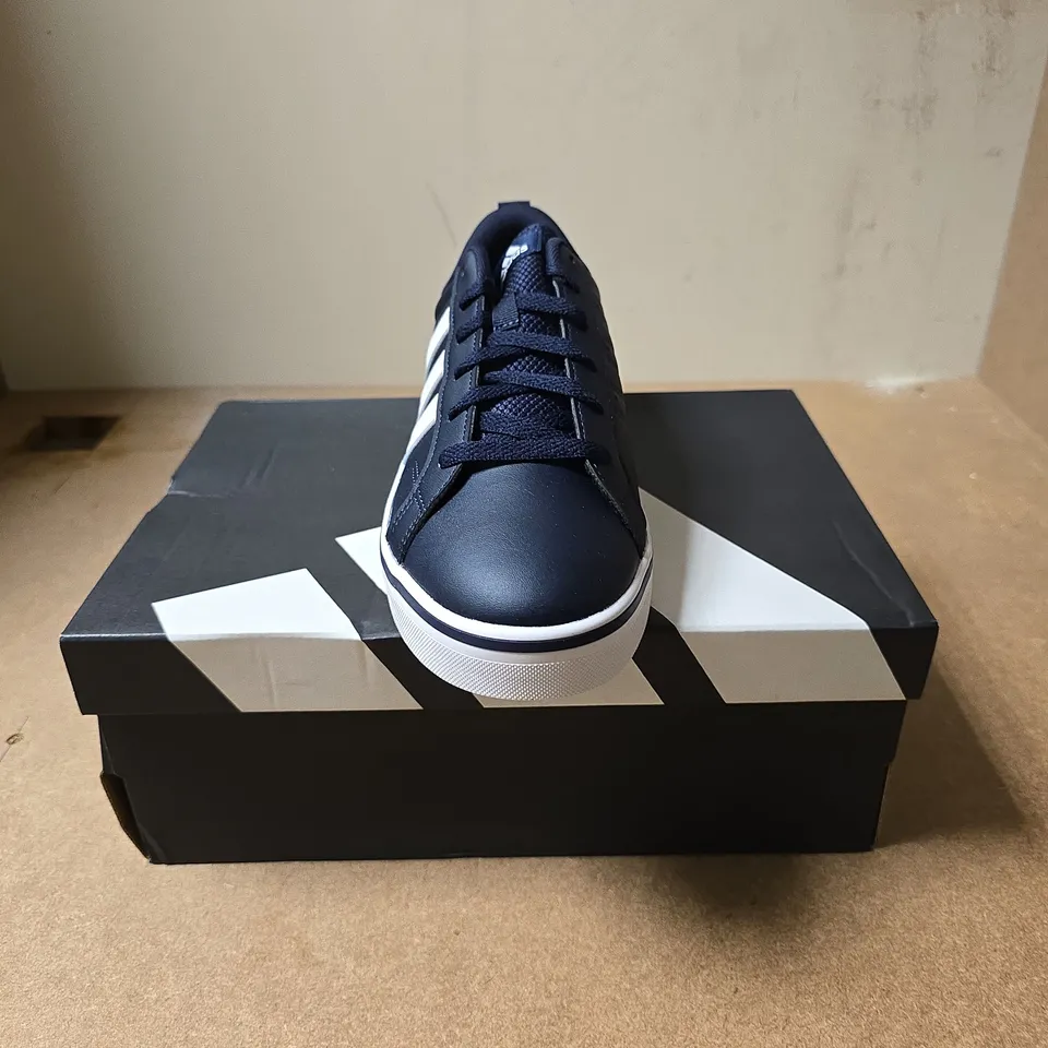 ADIDAS VS PACE 2.0 TRAINERS – NAVY/WHITE, UK 8