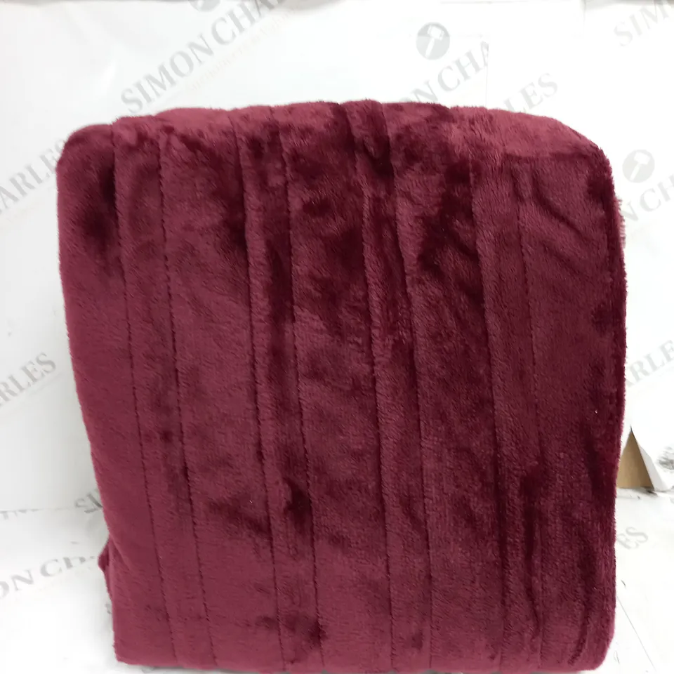BOXED COZEE HOME VELVETSOFT HEATED THROW IN SHIRAZ WINE