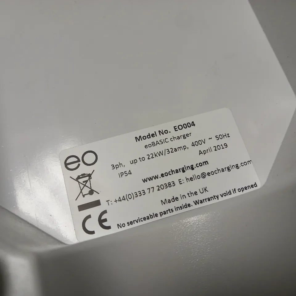 EOBASIC 22KW/32A 3PH SINGLE SOCKET CHARGER