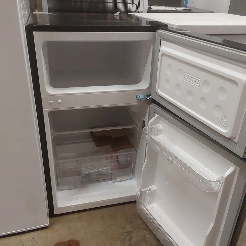 RUSSELL HOBBS 48CM UNDERCOUNTER FRIDGE FREEZER