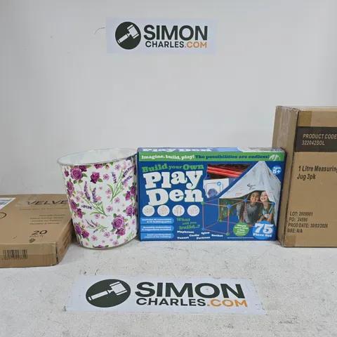 BOX OF APPROXIMATELY 10 ASSORTED ITEMS INCLUDING A PICTURE FRAME, A FLORAL BIN AND 20 VELVET COAT HANGERS