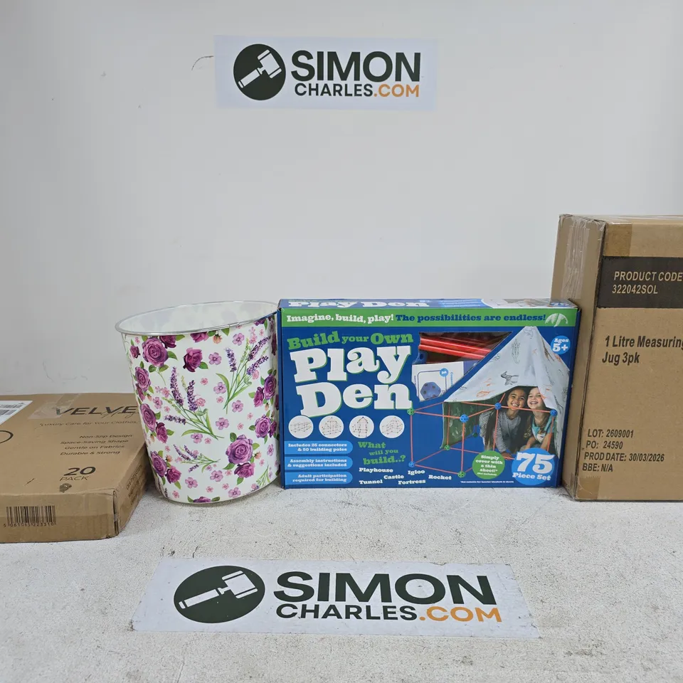 BOX OF APPROXIMATELY 10 ASSORTED ITEMS INCLUDING A PICTURE FRAME, A FLORAL BIN AND 20 VELVET COAT HANGERS
