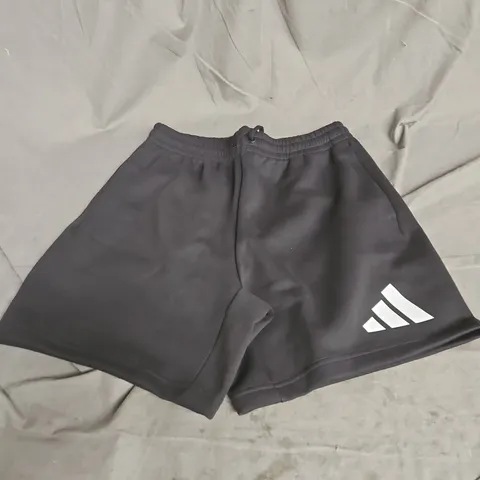 ADIDAS 7" INSEAM SHORTS IN BLACK SIZE L