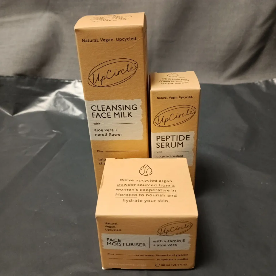 UPCIRCLE THE DISCOVERY SET – CLEANSING FACE MILK, PEPTIDE SERUM & FACE MOISTURISER (NATURAL, VEGAN, UPCYCLED)