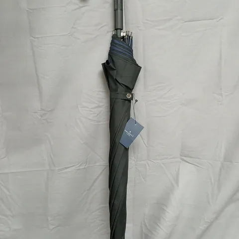 HACKETT LONDON UMBRELLA – BLACK WALKING UMBRELLA WITH CURVED HANDLE